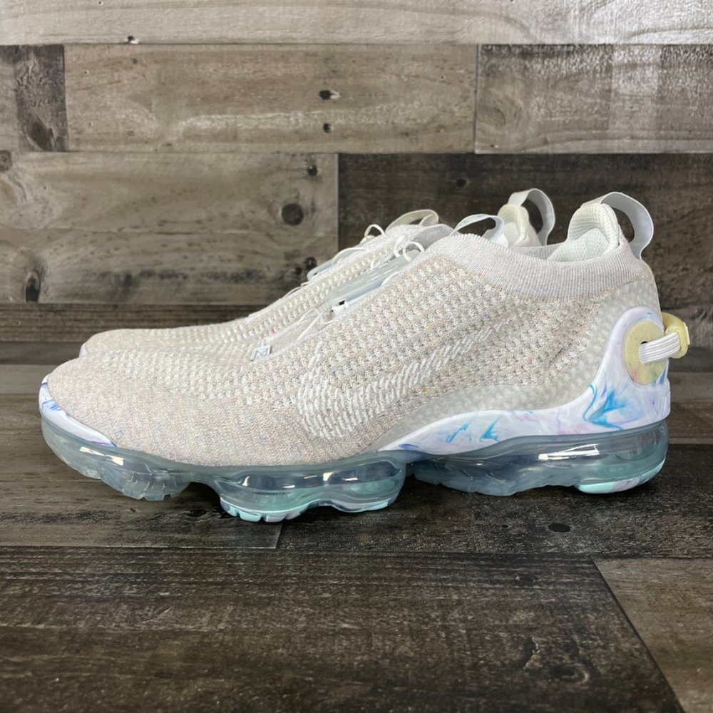 Nike Air VaporMax 2020 Flyknit Mens 10 Summit White Running Shoes CJ6740-100 - Picture 3 of 11